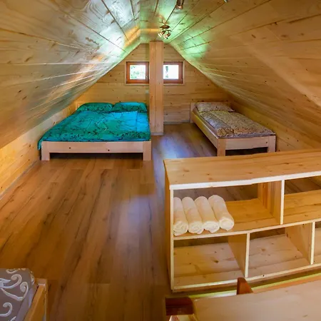 Wooden - Homestead Vrhovc Apartamento Zelezniki