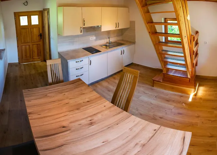 Wooden - Homestead Vrhovc 젤레즈니키